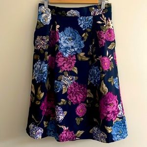 Full Floral Skirt *with pockets *